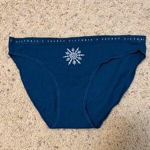 Victoria's Secret Navy Snowflake Briefs